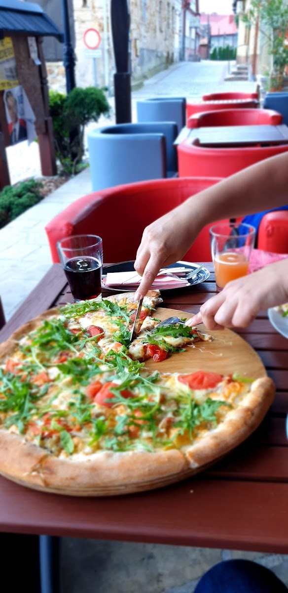 Pizzeria Torino W Lipnicy Murowanej-10